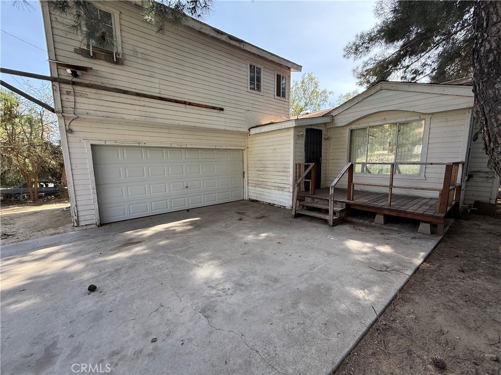 31202 Delwood Street