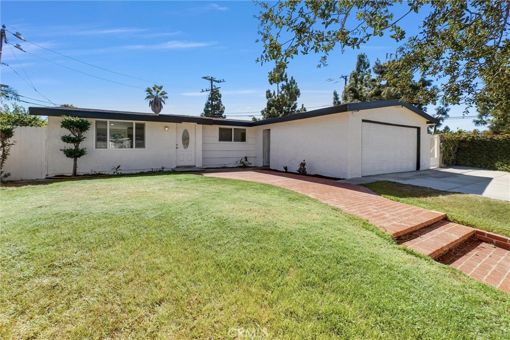 502 E Wilshire Avenue