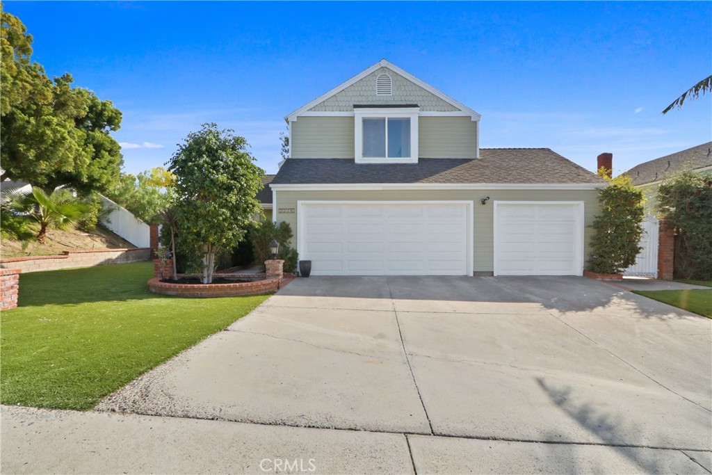 22132 Bellcroft