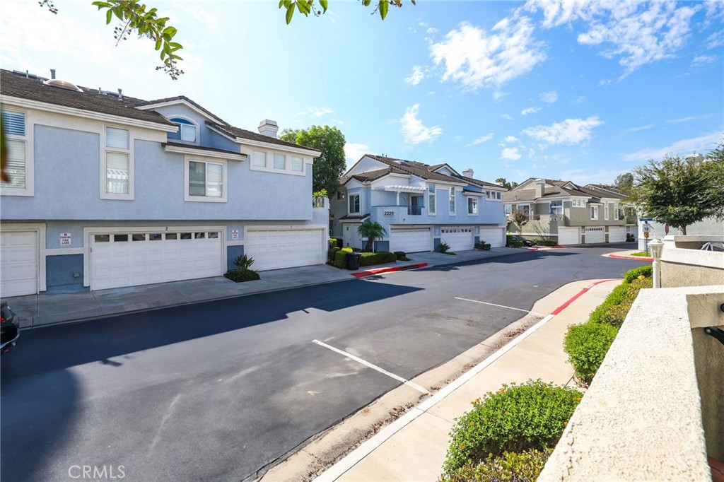2225 Indigo Hills Dr Unit 3