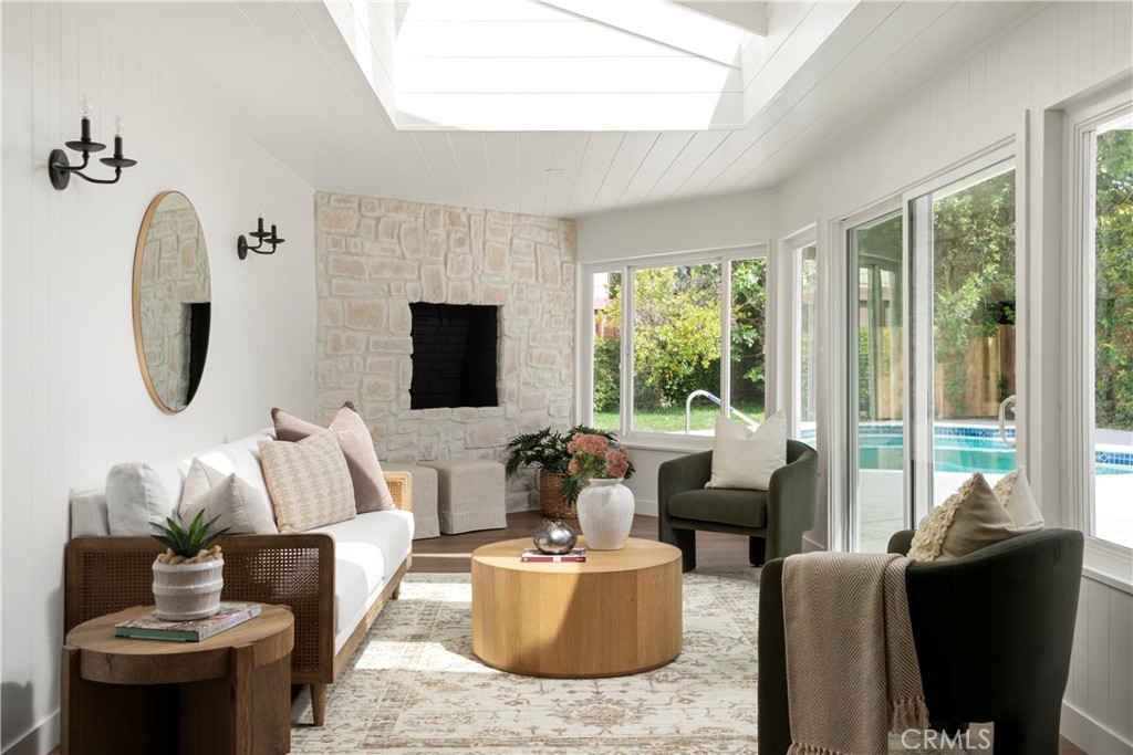 2038 Santa Anita