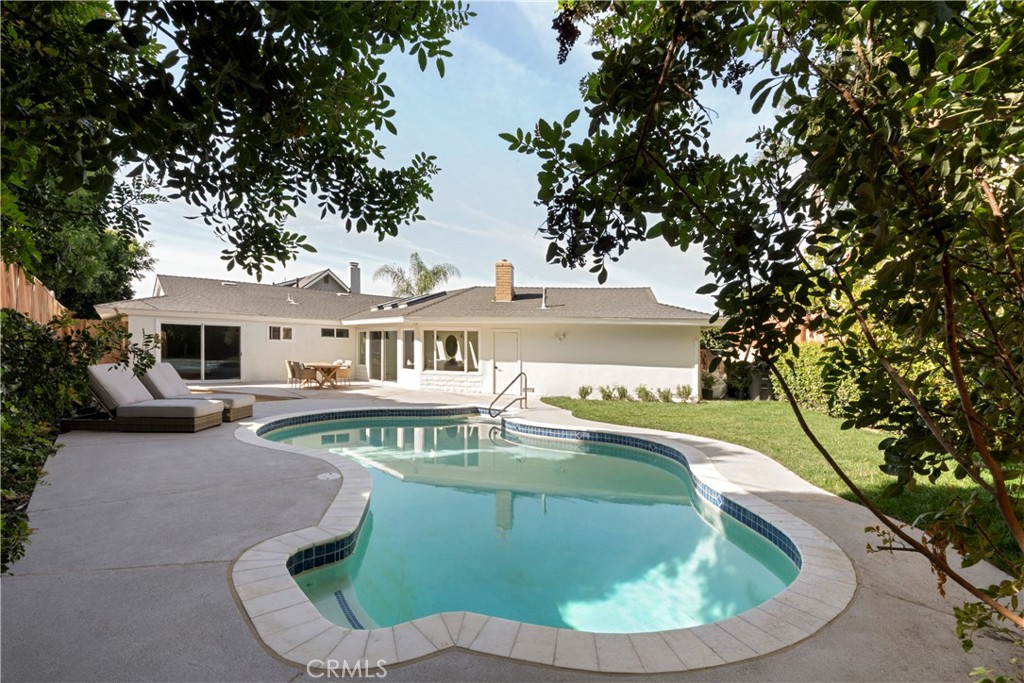 2038 Santa Anita