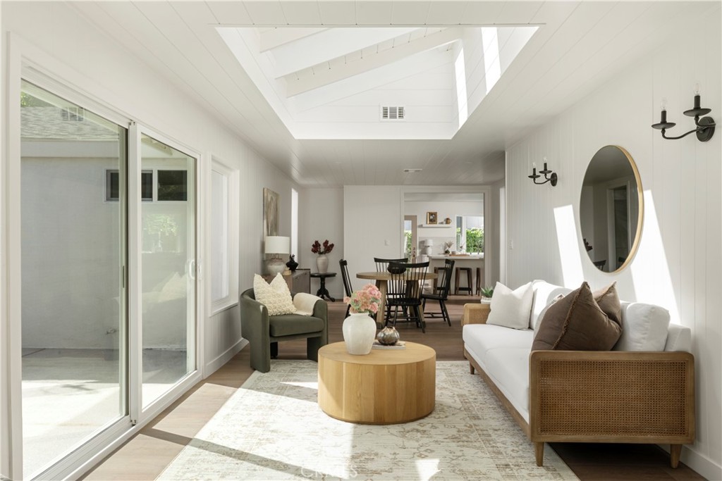 2038 Santa Anita