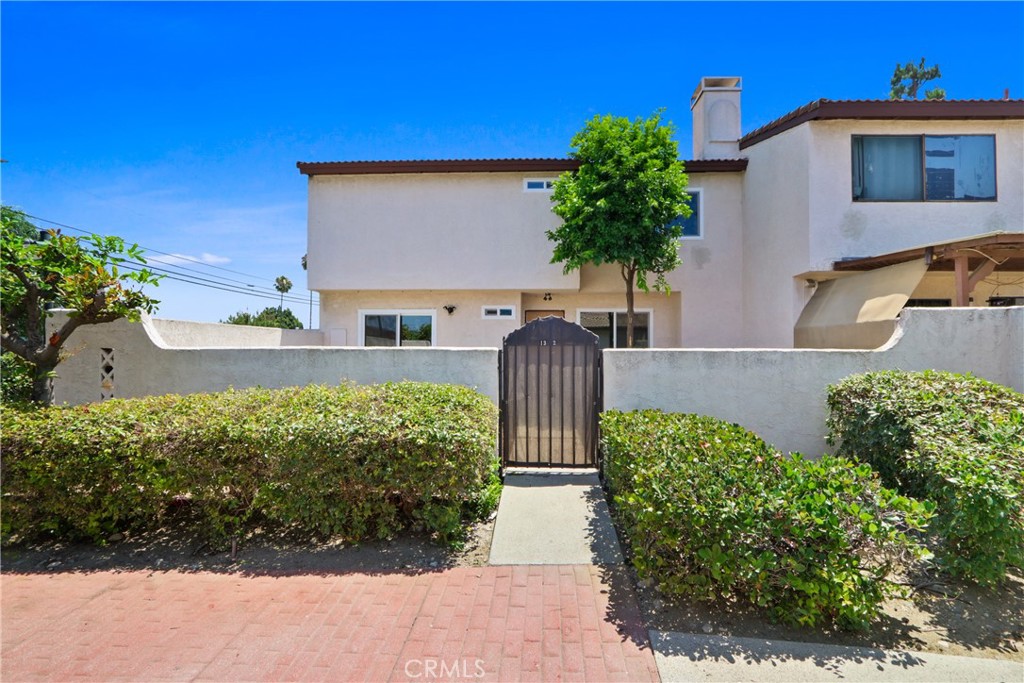 13642 Ramona Parkway