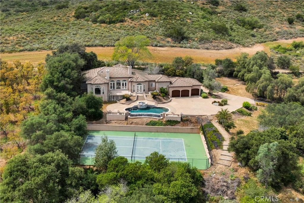 3013 Olive Hill