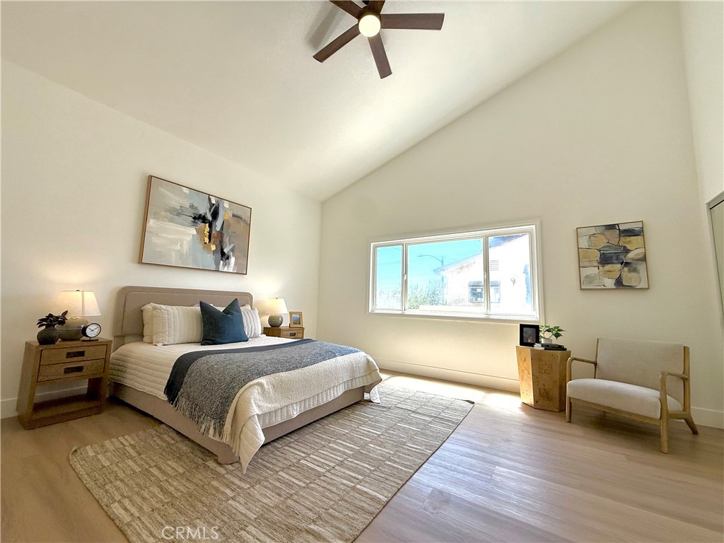 2707 Vanderbilt Lane 3