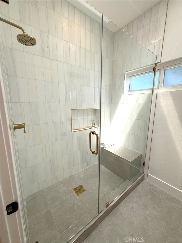 2707 Vanderbilt Lane 3