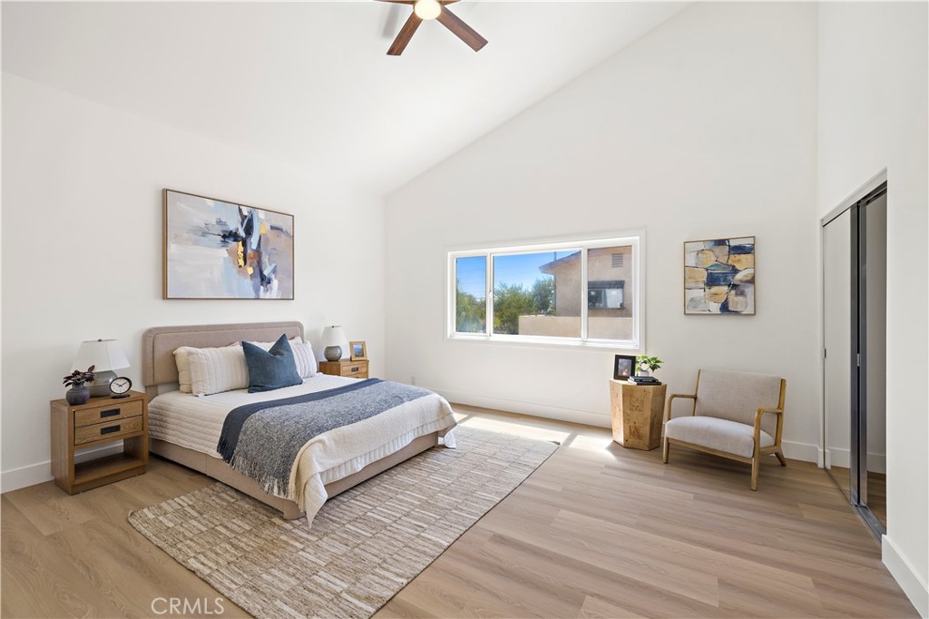 2707 Vanderbilt Lane 3