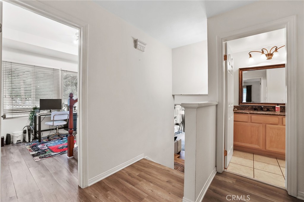 936 Hollow Brook