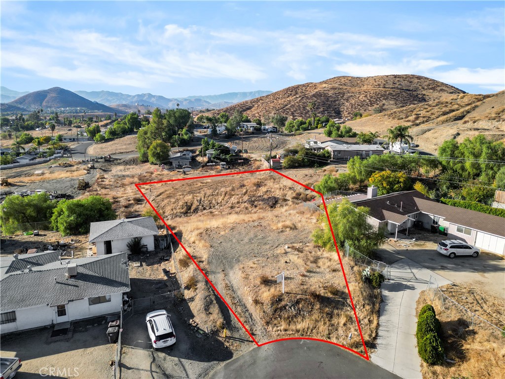 28193 Dakota Dr