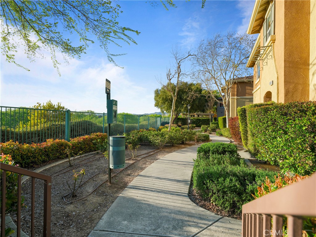 26385 Arboretum Way 1706