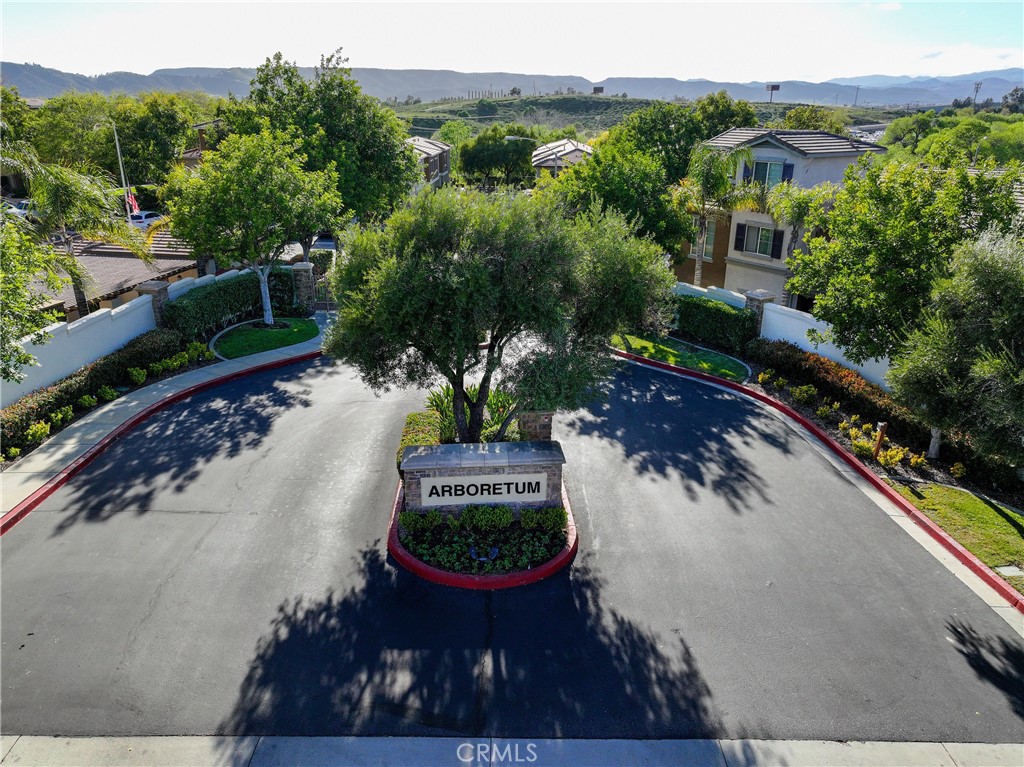 26385 Arboretum Way 1706