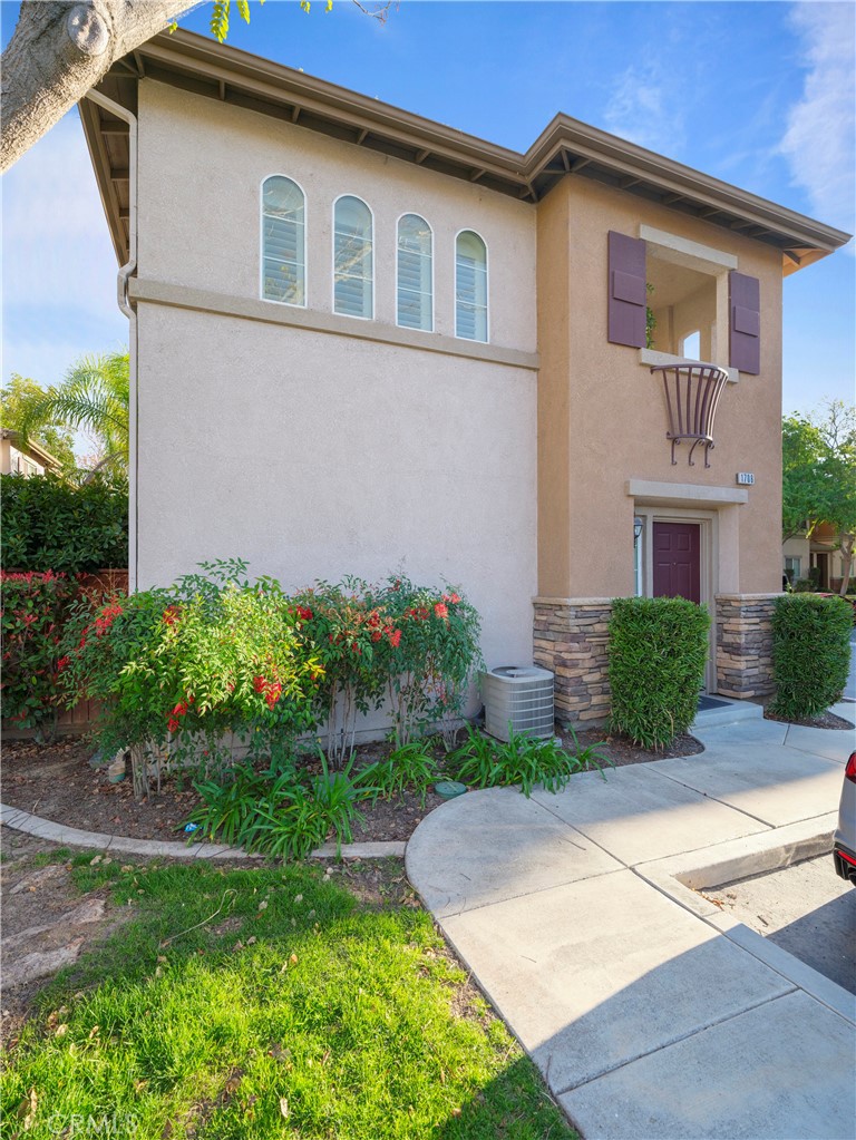 26385 Arboretum Way 1706