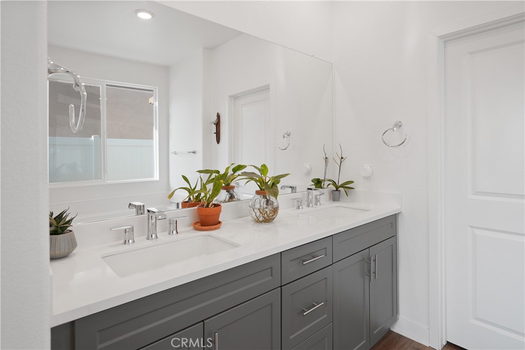 30685 Cherry Birch Avenue