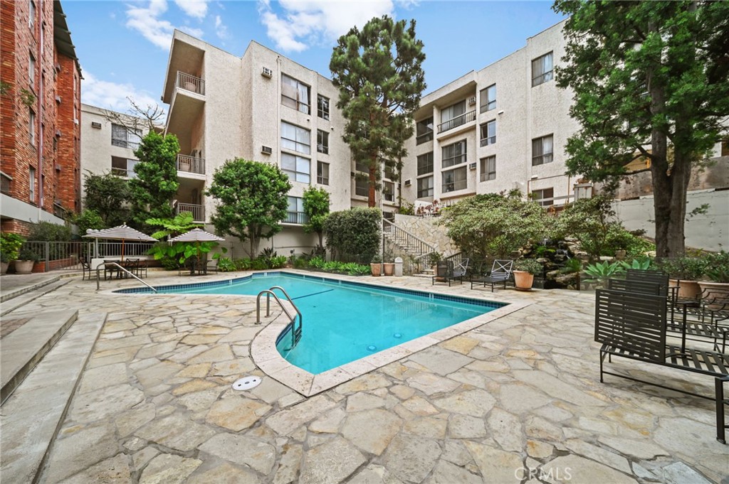 1440 Veteran Avenue 241