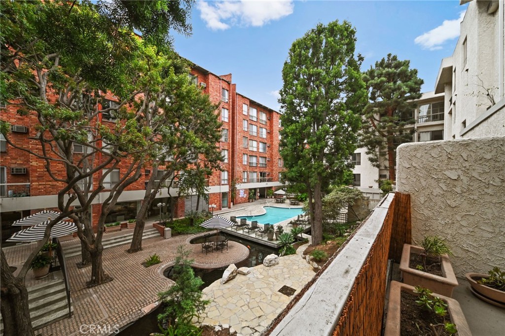 1440 Veteran Avenue 241