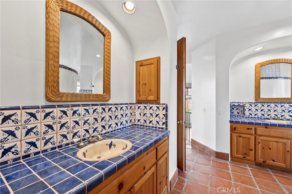 13289 Santa Virginia Drive