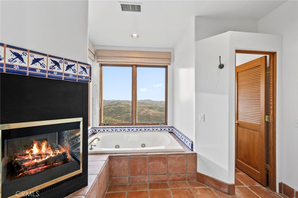 13289 Santa Virginia Drive