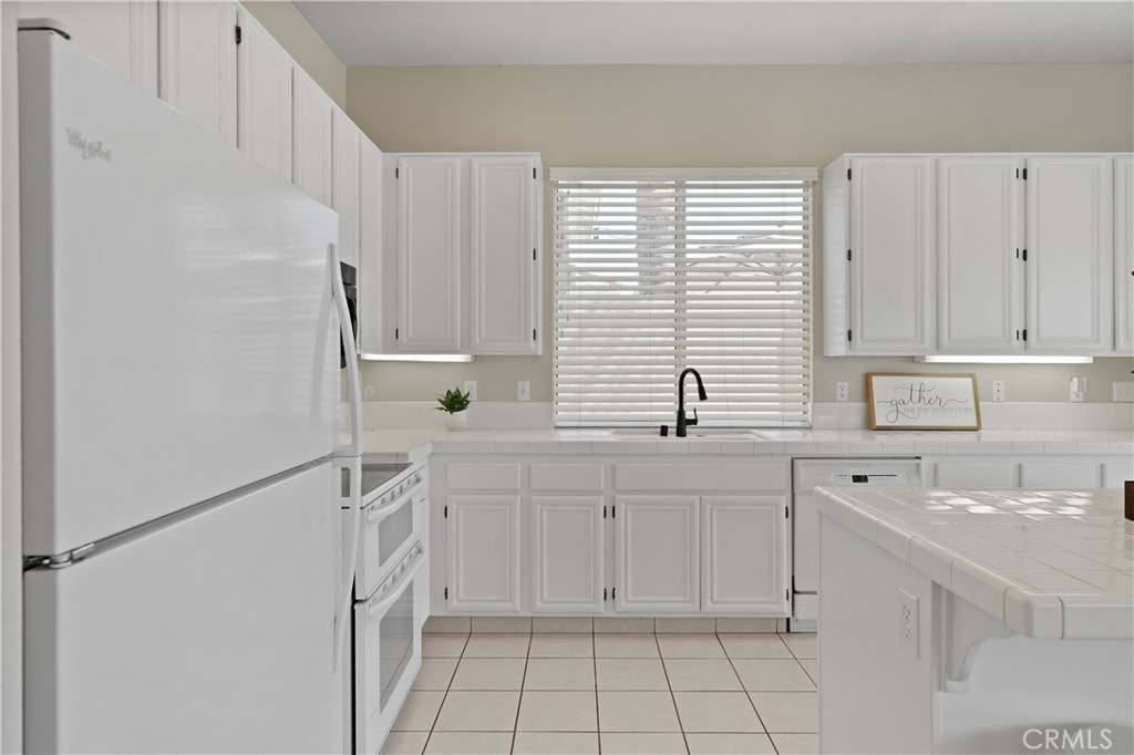 41942 Camino Casana