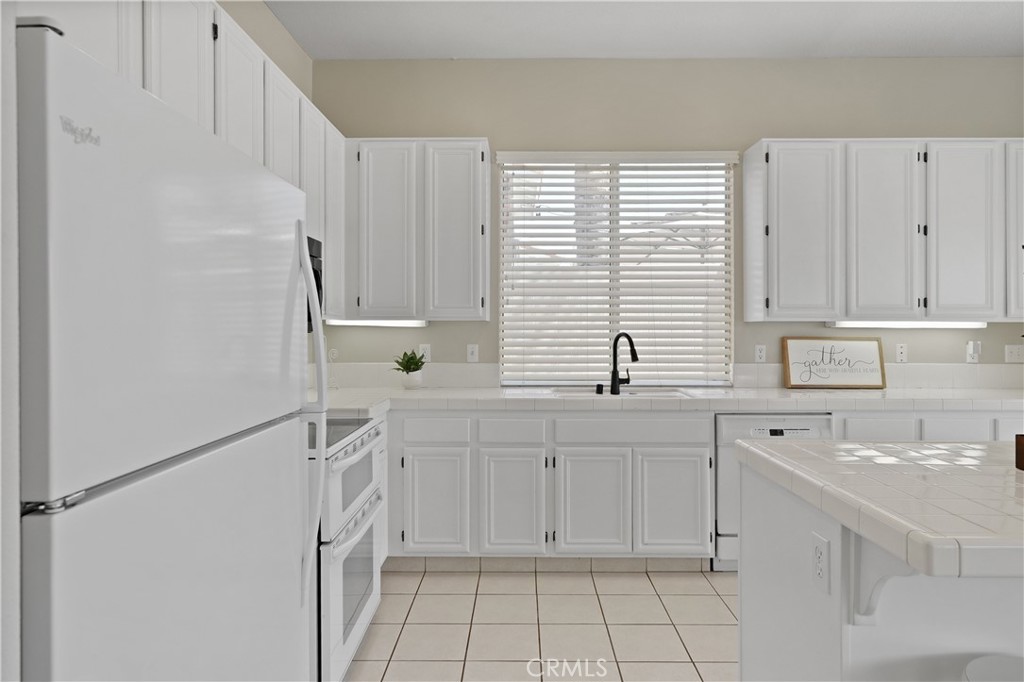 41942 Camino Casana