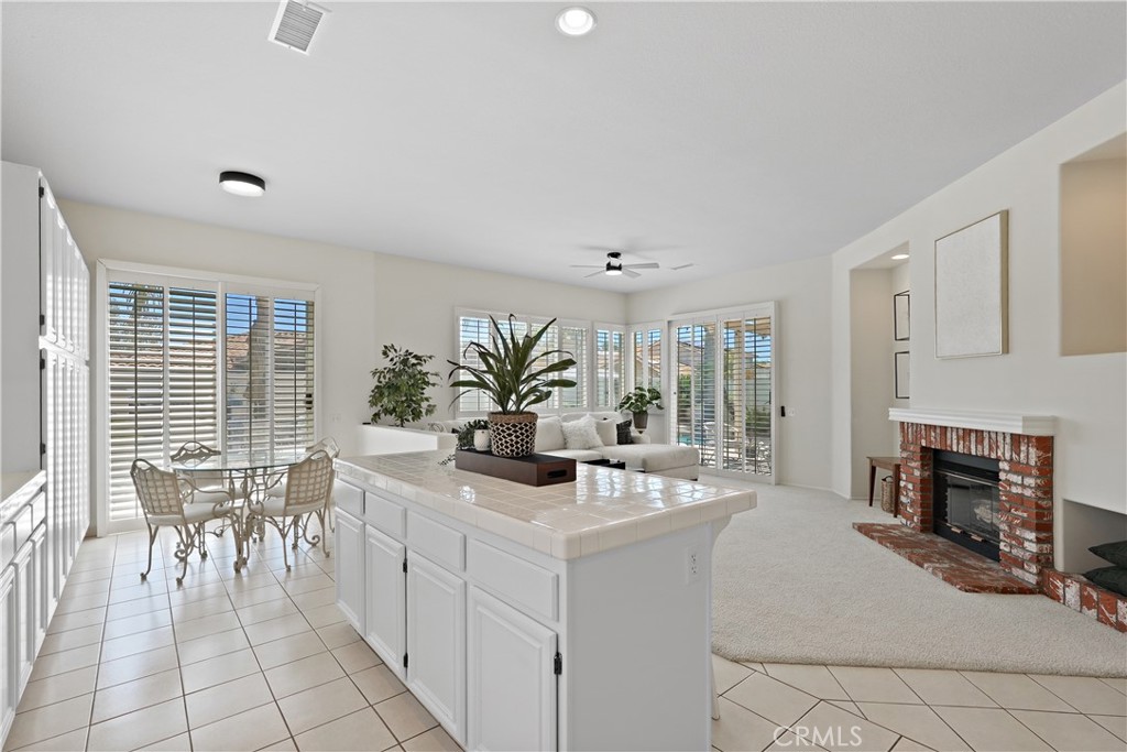 41942 Camino Casana