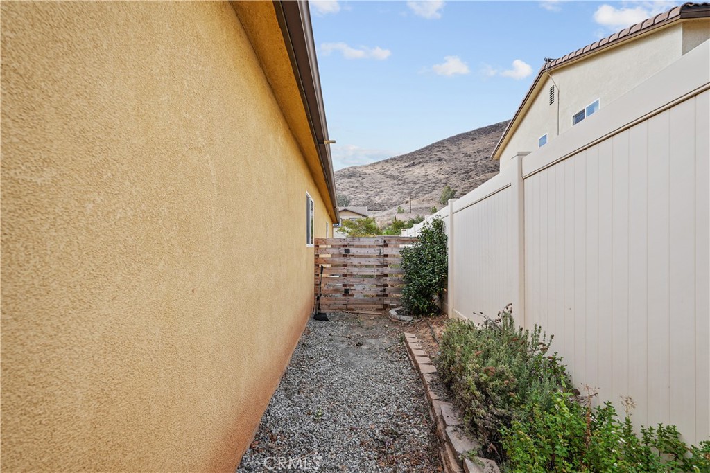 33060 Cattle Dr