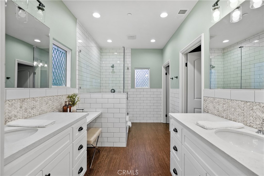 39851 Paseo Chaparro