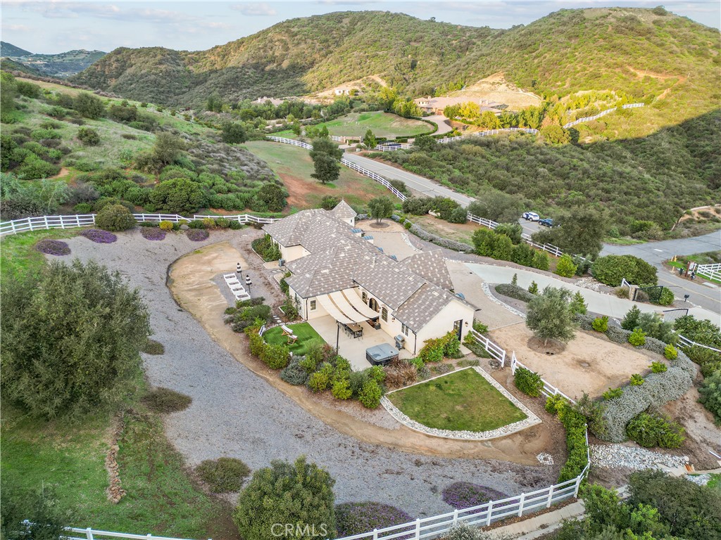 39851 Paseo Chaparro