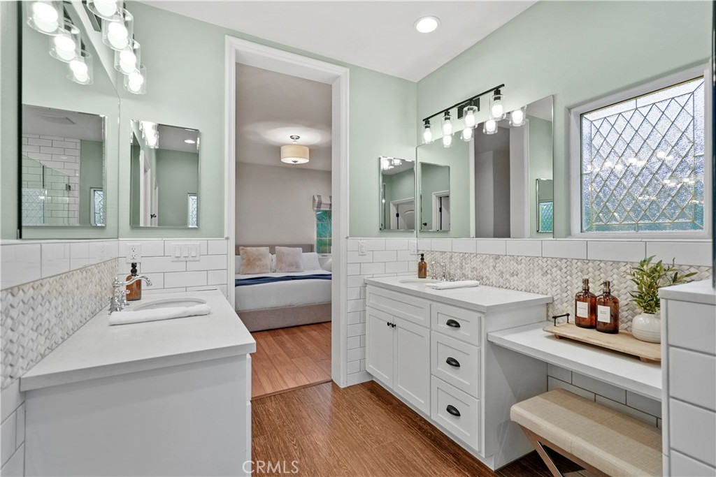 39851 Paseo Chaparro