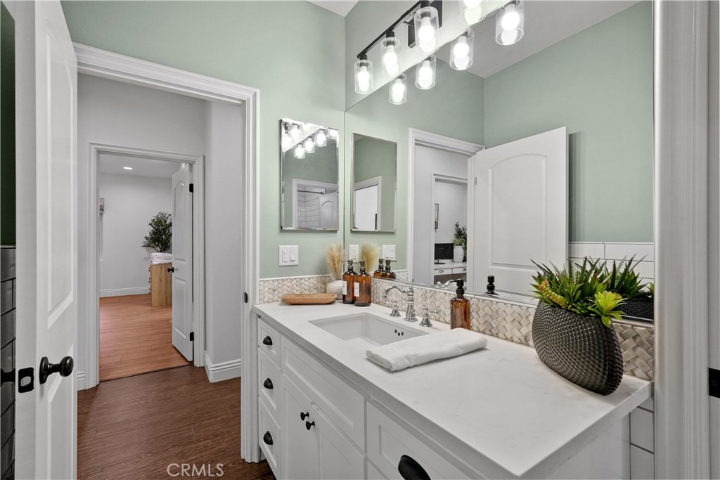 39851 Paseo Chaparro