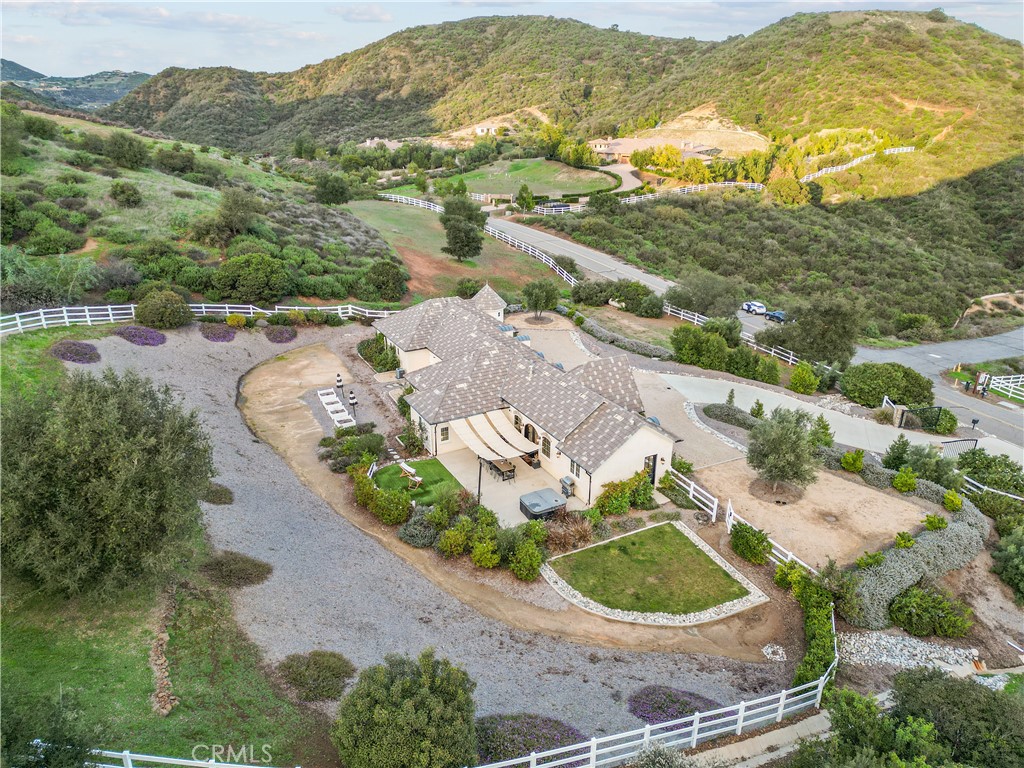 39851 Paseo Chaparro