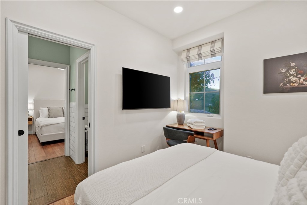 39851 Paseo Chaparro
