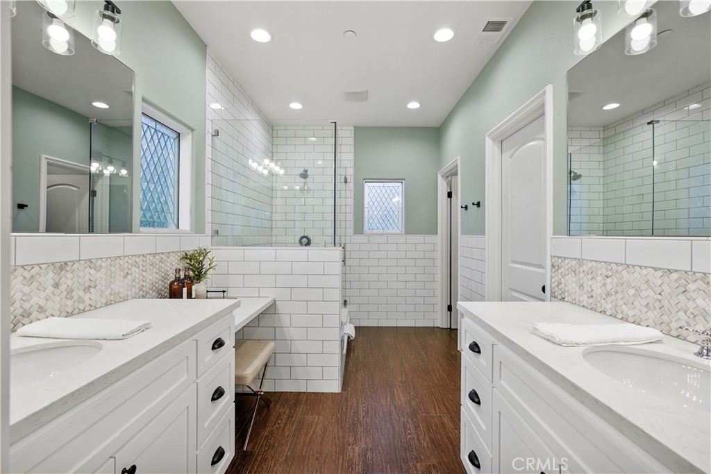 39851 Paseo Chaparro
