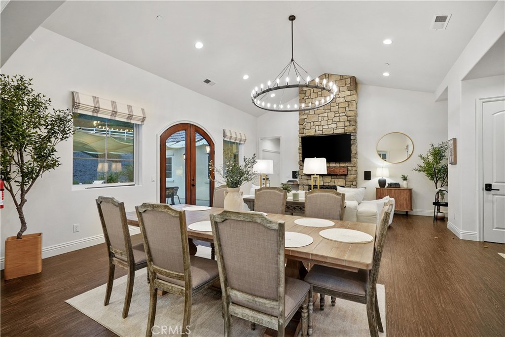 39851 Paseo Chaparro