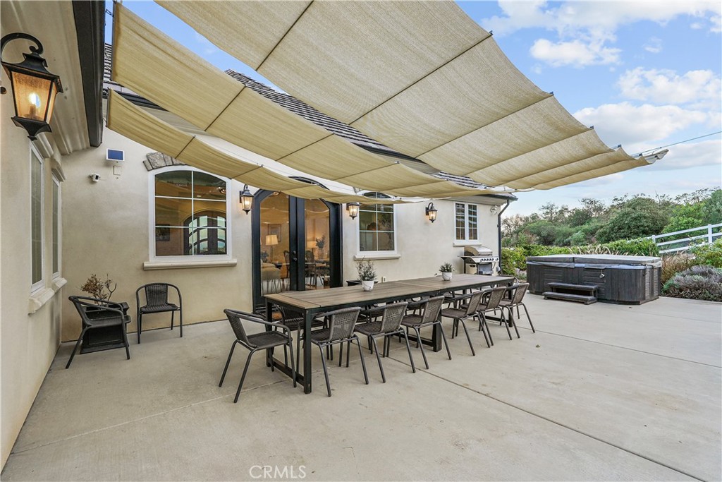 39851 Paseo Chaparro