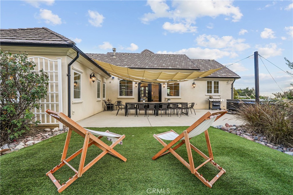 39851 Paseo Chaparro