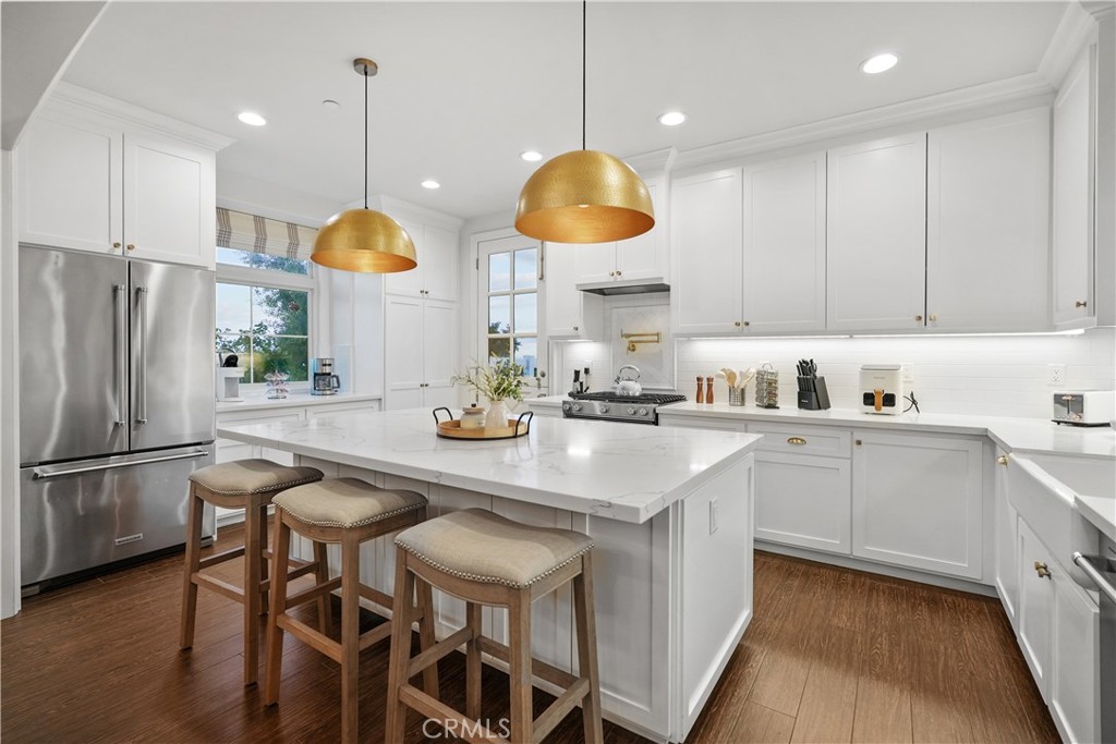 39851 Paseo Chaparro
