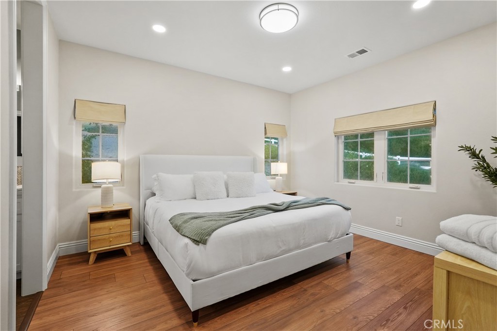 39851 Paseo Chaparro