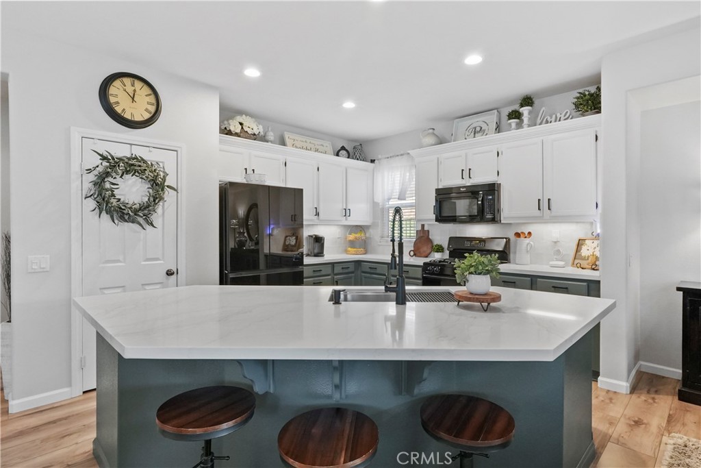 33581 Cedar Creek