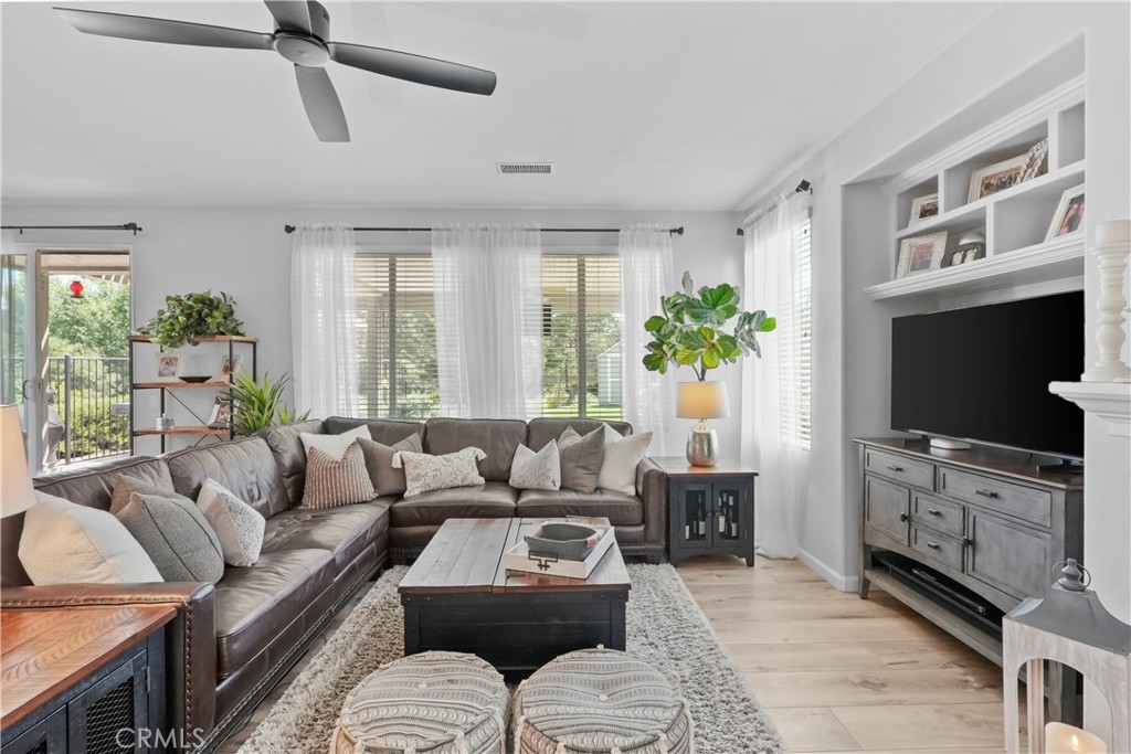 33581 Cedar Creek
