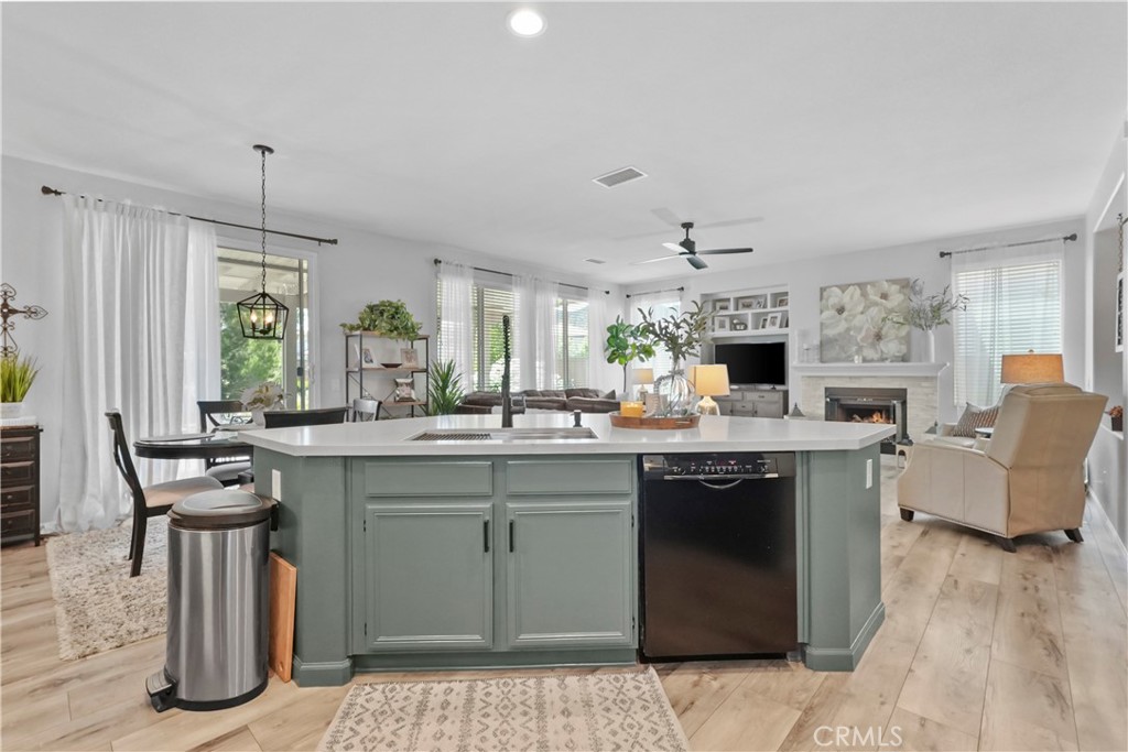 33581 Cedar Creek
