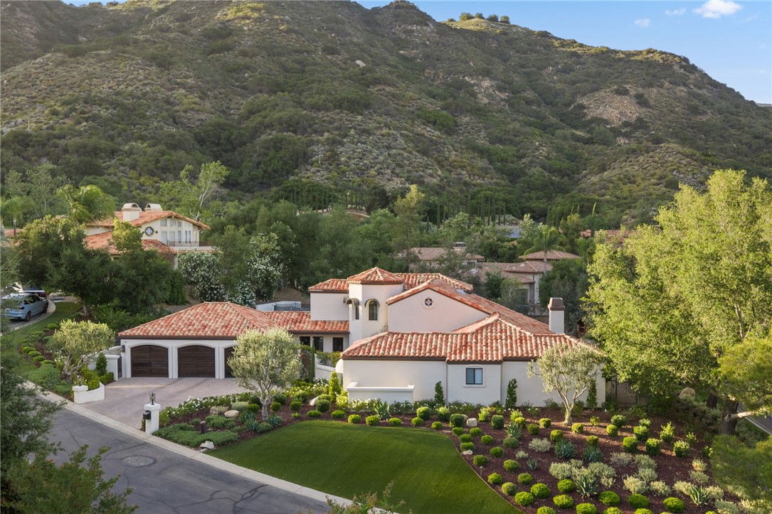 22158 Serenade Ridge
