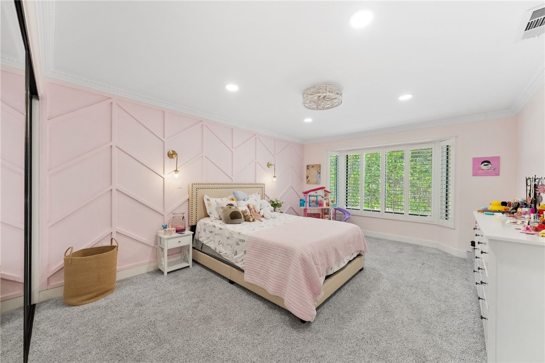 22158 Serenade Ridge
