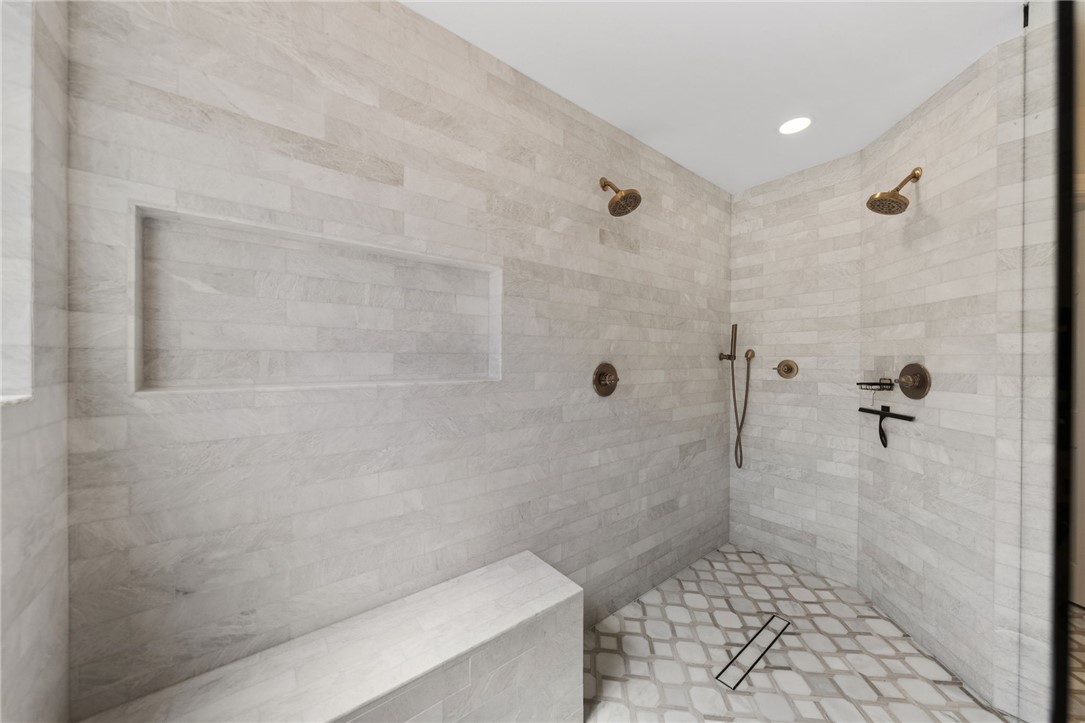 22158 Serenade Ridge