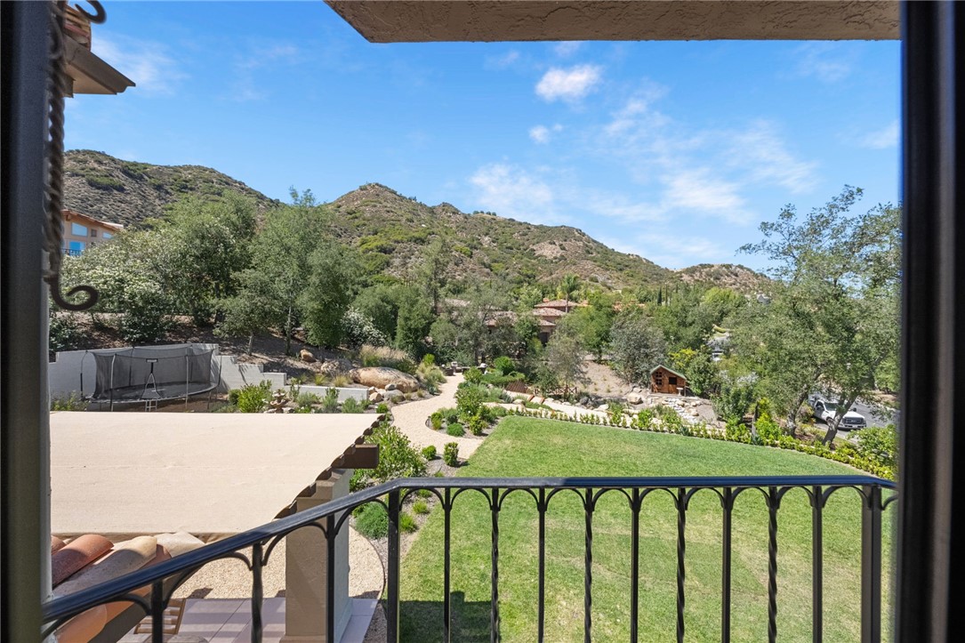22158 Serenade Ridge