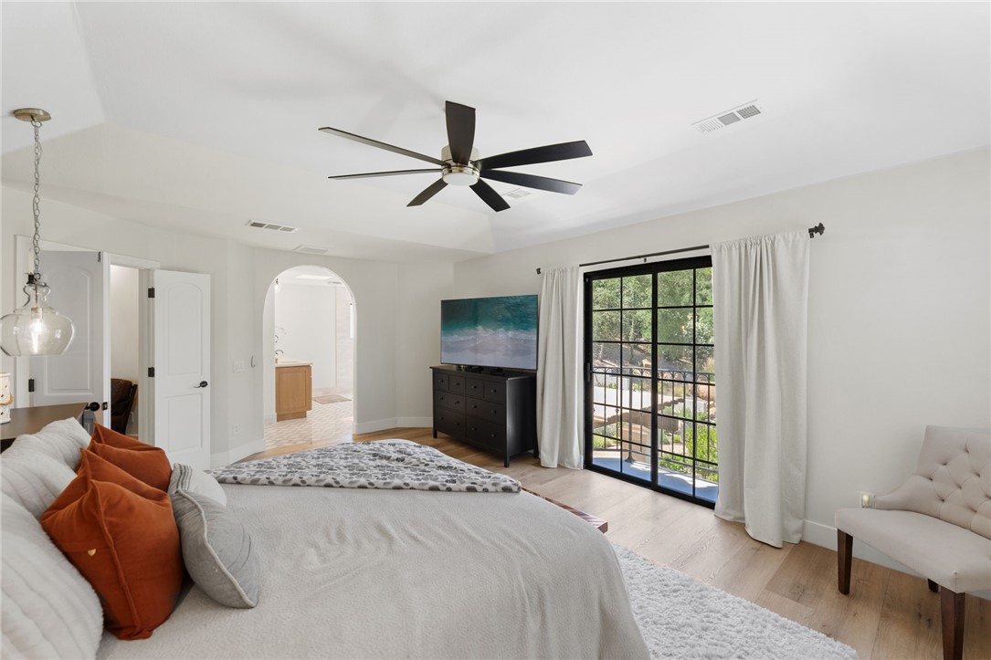 22158 Serenade Ridge