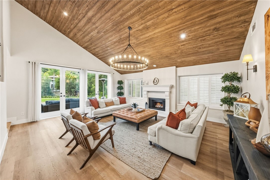 22158 Serenade Ridge
