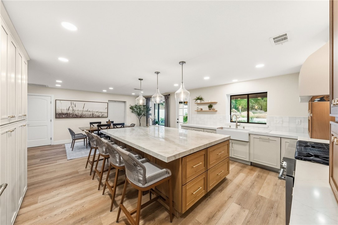 22158 Serenade Ridge