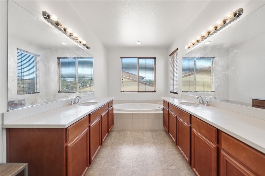 31790 Sweetwater