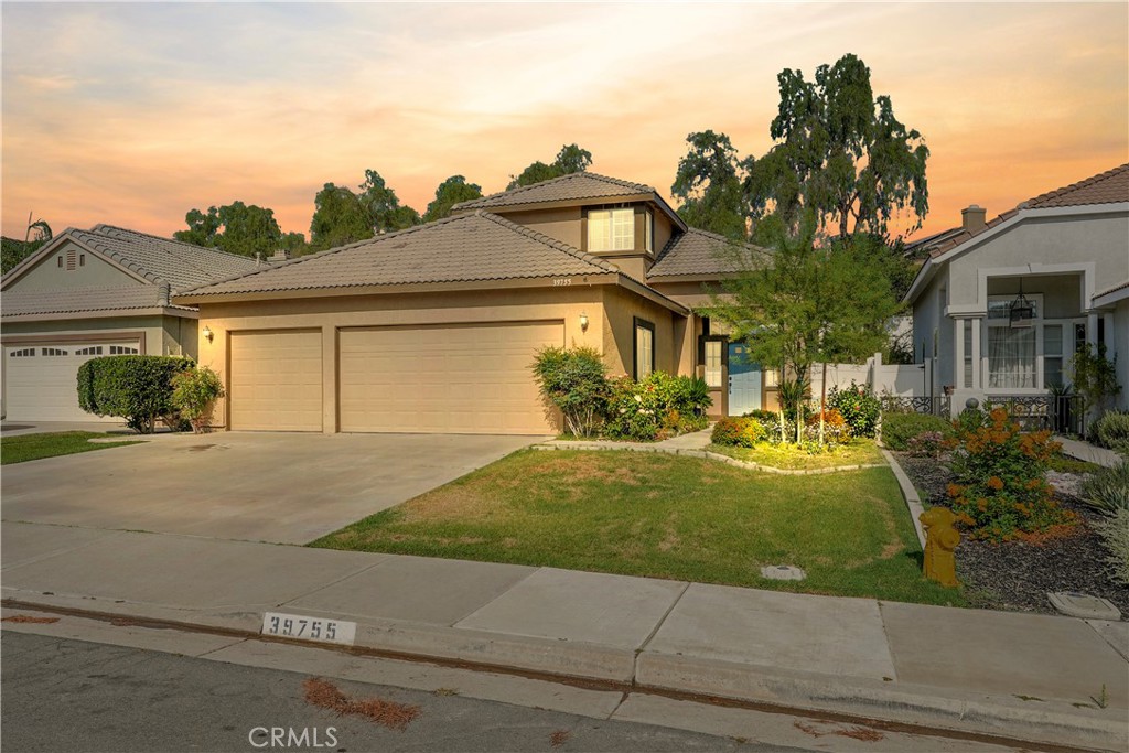 39755 Naples Murrieta Ca Us 92563 Sw26161164